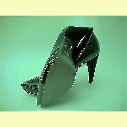 Подошва -  натуральная кожа.