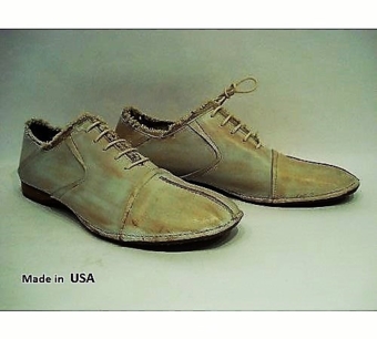 Туфли " Hush Puppies " since 1958.  Fifty Ears of Casual Style.