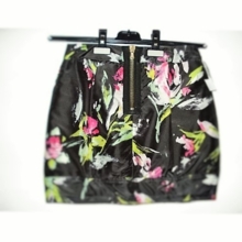 Застёжка -  молния (метал).